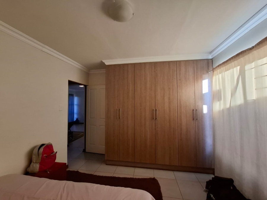 2 Bedroom Property for Sale in Pellissier Free State